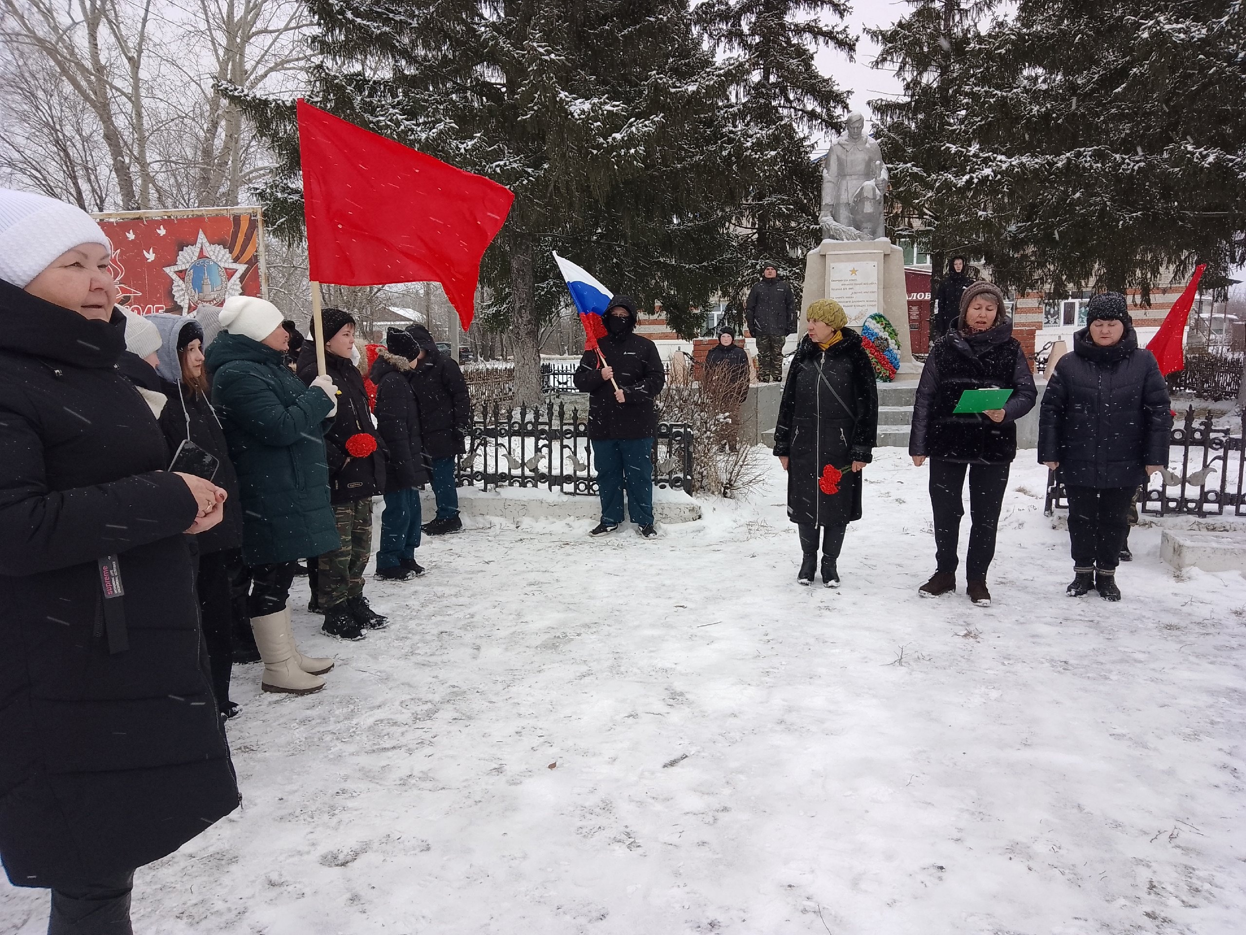 День Неизвестного солдата.